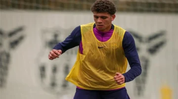 تشكيل مباراة برشلونة أتلتيك ضد بارباسترو ومصير حمزة عبد الكريم